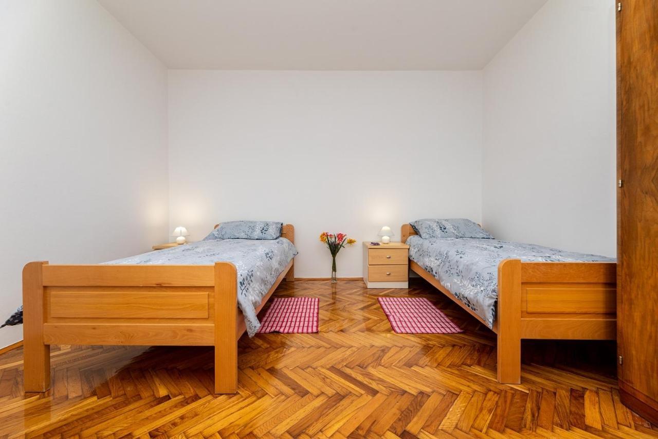 Apartment Josip Brusic Gabonjin Kültér fotó
